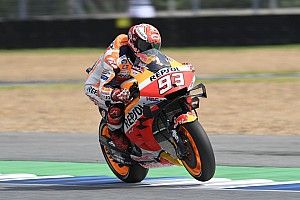 Une nouvelle chute mais une première ligne pour Márquez