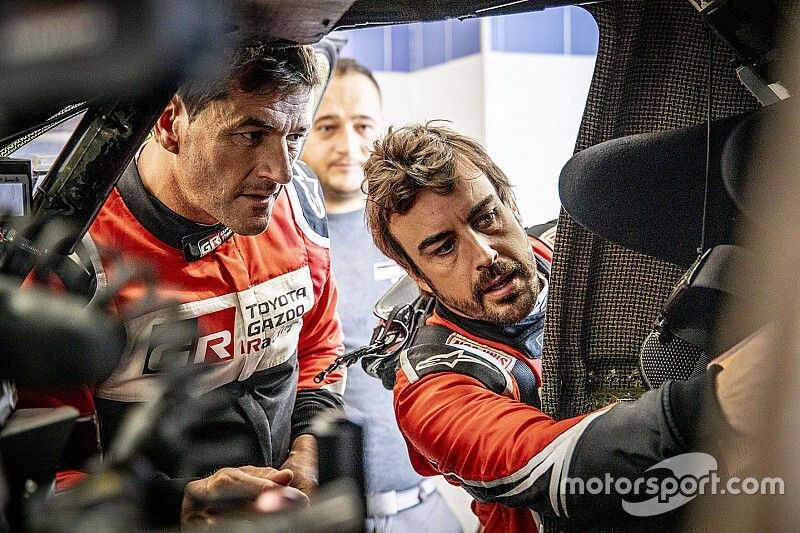 Toyota Gazoo Racing Toyota Hilux: Fernando Alonso, Marc Coma