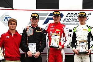 Barcellona, Gara 1: Vesti si impone su Ticktum e Schumacher