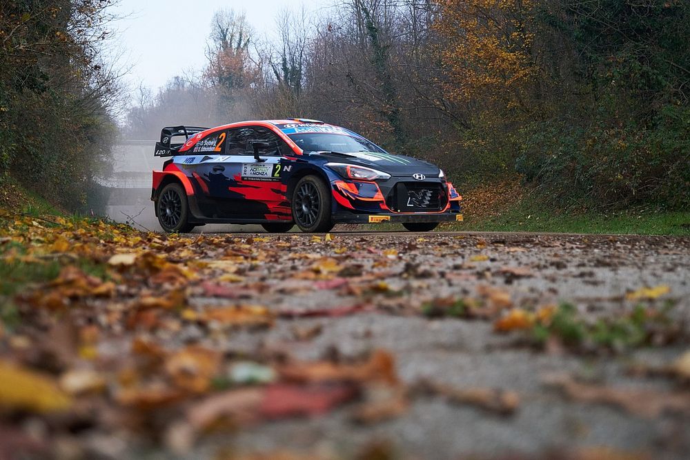 Oliver Solberg, Elliott Edmondson, Hyundai 2C Competition Hyundai i20 Coupe WRC