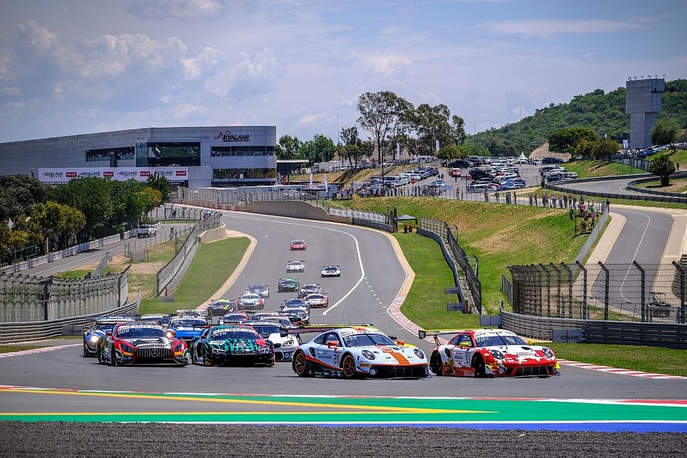 Acción en el circuito de Kyalami.