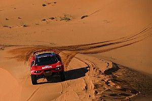 Loeb se lleva la etapa 7 delante de Al Attiyah