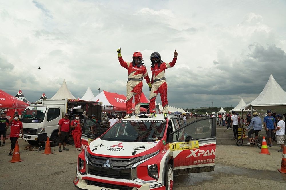 Rifat Sungkar Juara Umum Kejurnas Sprint Rally 2021