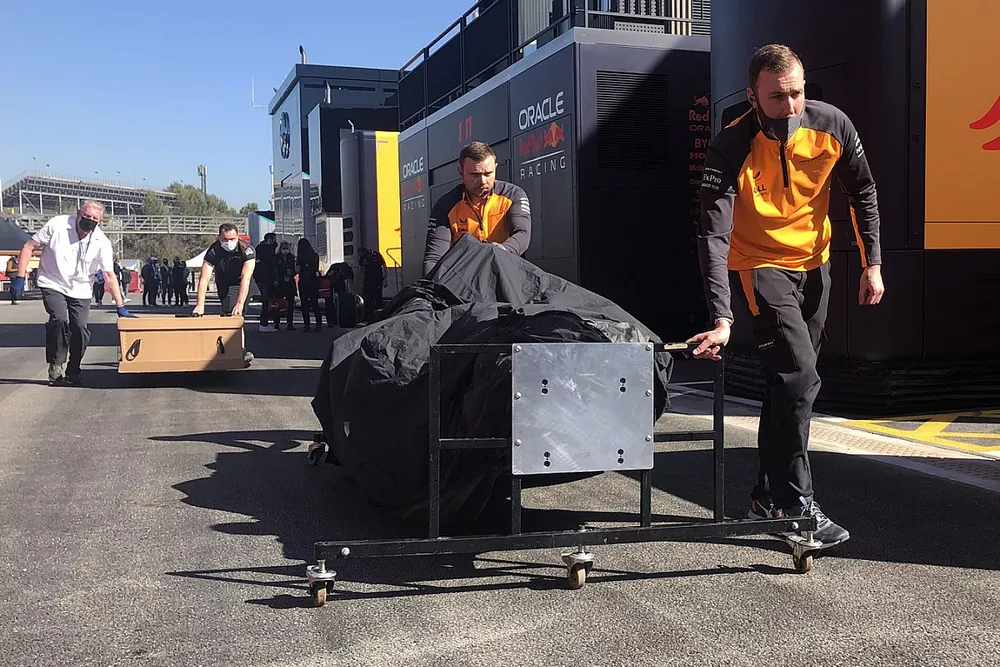 McLaren secondo telaio in arrivo nel paddock
