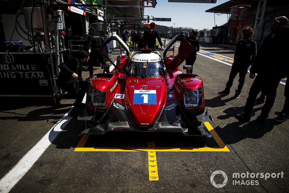 Deux crashs au Raidillon pour l'ouverture du Prologue WEC