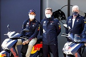 Pérez sobre Helmut Marko: él me dice directamente si lo hice mal o no