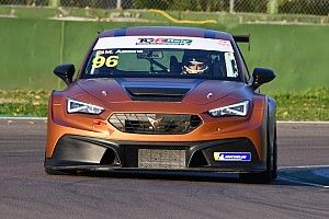 Azcona: "Al 95% posso combattere per il titolo WTCR"
