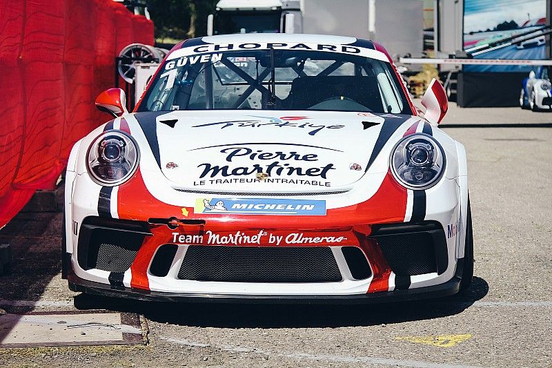 Porsche Mobil1 Supercup: Ayhancan ilk antrenmanda 5. oldu