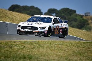 Suárez arrancará quinto en Sonoma y Larson en la pole