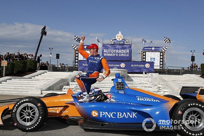 Scott Dixon, Chip Ganassi Racing Honda viert de zege