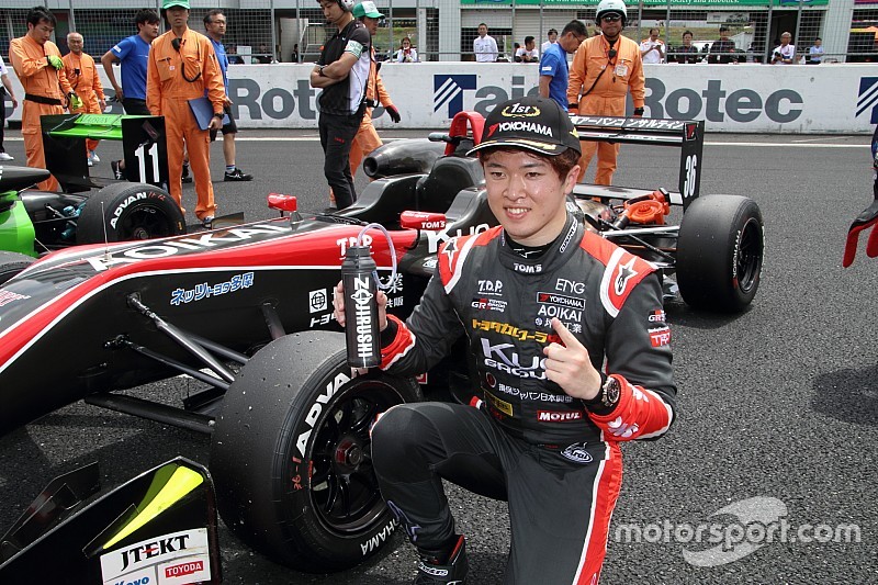 抜群のスタートで見事逆転、宮田莉朋「1コーナーまでが勝負だと思った」