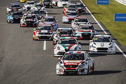 Michelisz és Tassi is rajthoz áll: ÉLŐBEN a WTCR virtuális versenye: (19:30)
