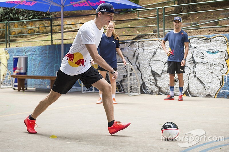 Verstappen nem lát sok esélyt arra, hogy a Hondával rögtön a legjobb helyekért harcoljon