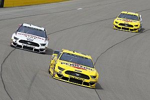 Brad Keselowski acepta que le faltó un poco para vencer a Logano