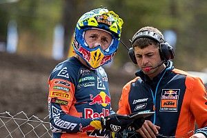 Cairoli domineert in Valkenswaard met 'vervelend gevoel' in schouder