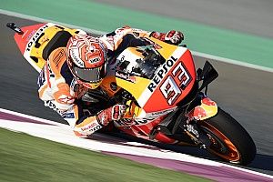 Márquez sobrevuela Qatar a ritmo de récord