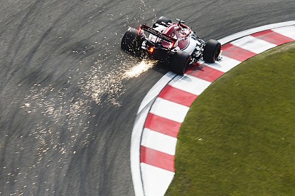 Chinese GP: Top photos from Saturday