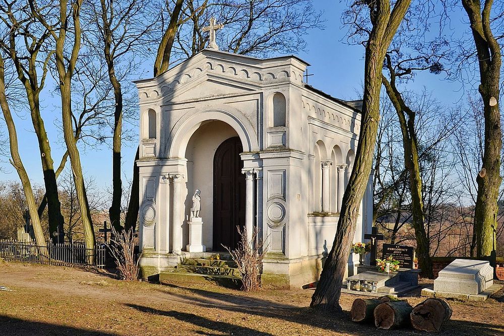 Borzewscy Tomb