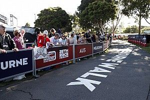 Melbourne busca seguir adelante sin la F1