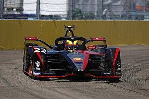 Berlin E-Prix: Heyecanlı pole pozisyonu mücadelesini Rowland kazandı