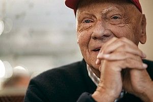 Wolff: "Lauda'yı özlüyorum"
