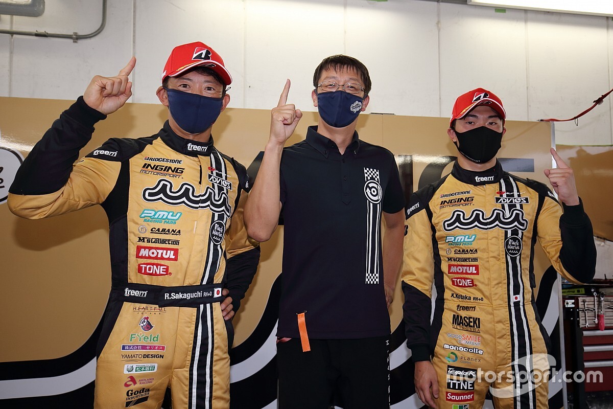 SGT第2戦 GT300予選|小高一斗が驚速ラップを決め、6号車86MCが逆転ポールを獲得