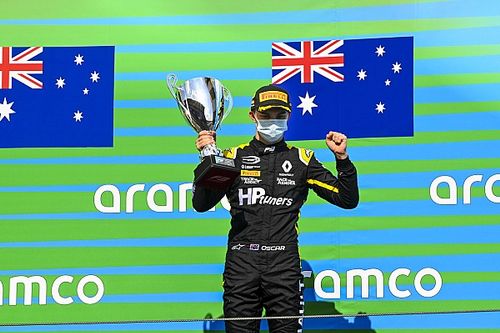 Barcelona F3: Piastri gana la segunda carrera