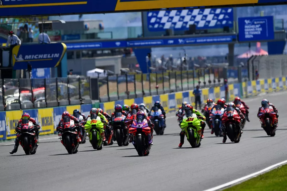 Salida en Le Mans