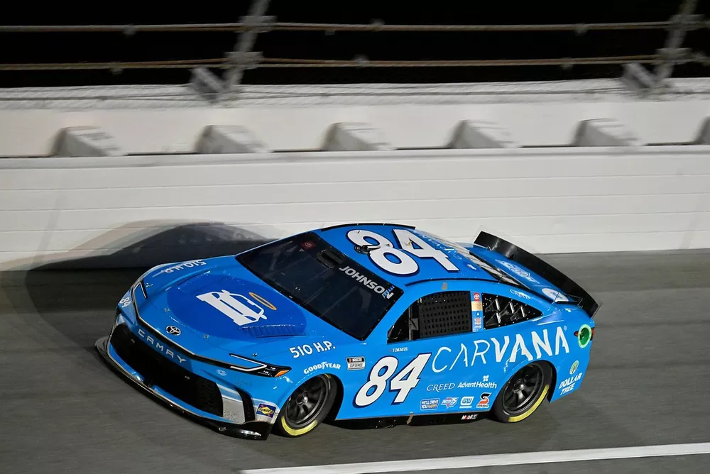 Jimmie Johnson, LEGACY MOTOR CLUB, Carvana Toyota Camry