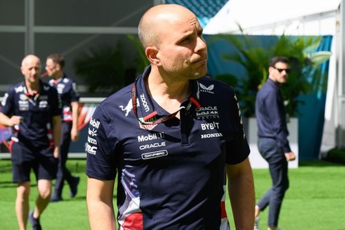 F1: Terceira equipe demonstra interesse em Lambiase, engenheiro de Verstappen; saiba qual