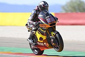 Nueva pole de Lowes en Motorland y Raúl Fernández resiste para ser 3º