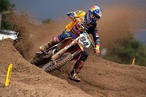Herlings wint Grand Prix van Sardinië en is nieuwe WK-leider MXGP