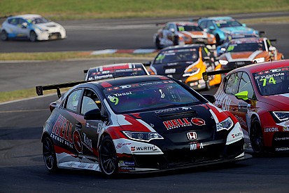 Összeolvadhat a WTCC és a TCR