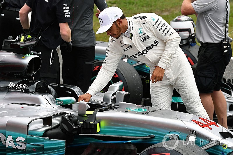 Hamilton define pole em Suzuka como "insana"