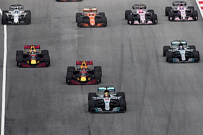Videón az 5 legkomolyabb rajt az F1 2017-es szezonjából: 3x Verstappen vitte a prímet...