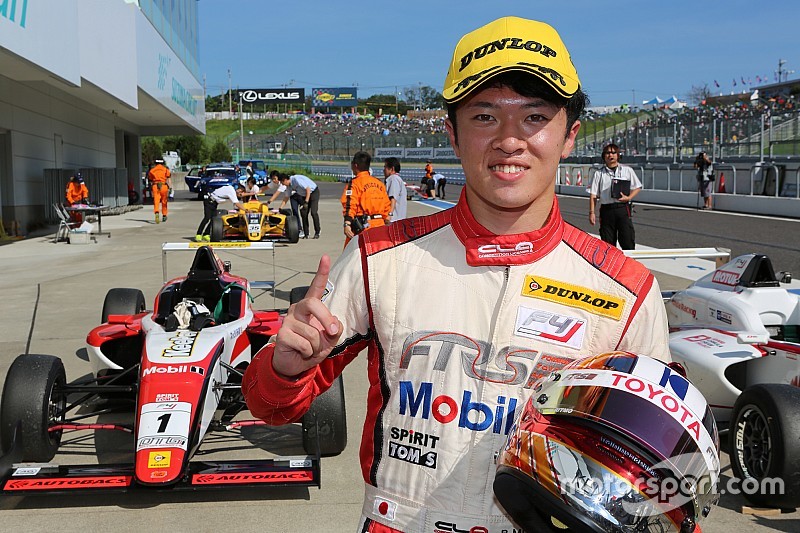 【FIA-F4】第12戦鈴鹿:宮田莉朋が3勝目。笹原右京との直接対決制す