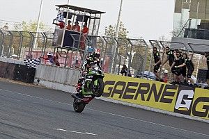 WSBK Thailand: Rea wederom de sterkste in Race 2, drama Van der Mark