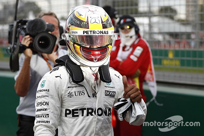 GP Australia: Hamilton raih pole perdana F1 2017, Ricciardo kecelakaan
