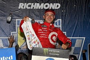 Larson fecha primeira fase da Cup com vitória em Richmond