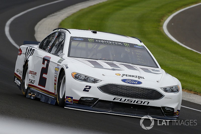 Keselowski renova com Penske e encerra novela