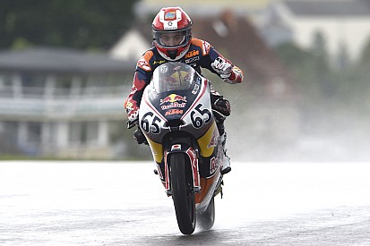 Rookies Cup Sachsenring: Pole pozisyonu Can Öncü'nün!