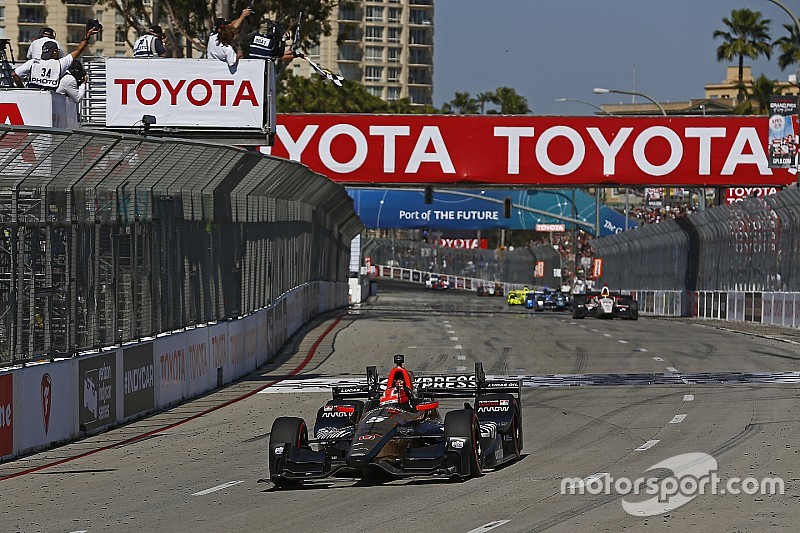 Hinchcliffe : Une victoire "énorme" sur "l'Indy 500 des circuits urbains"