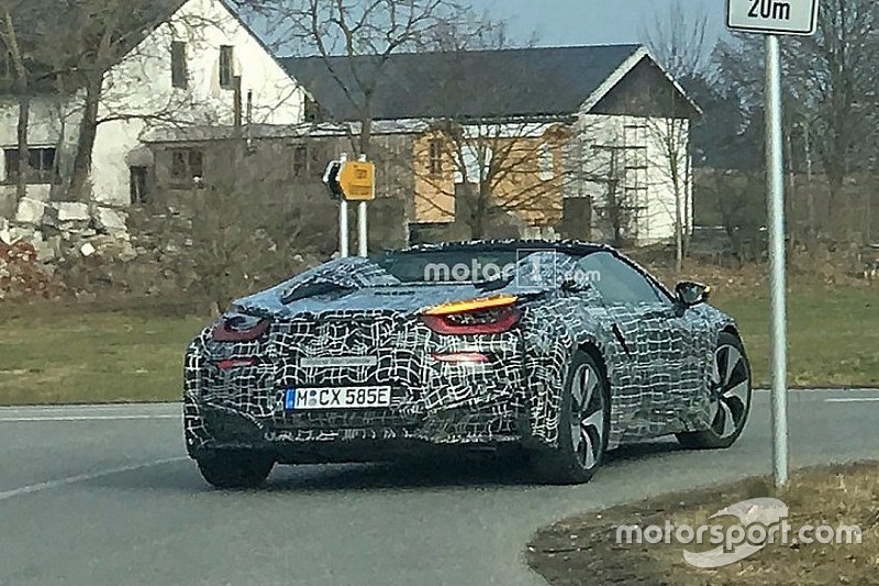Spyshots - Les premières images de la BMW i8 Spyder !