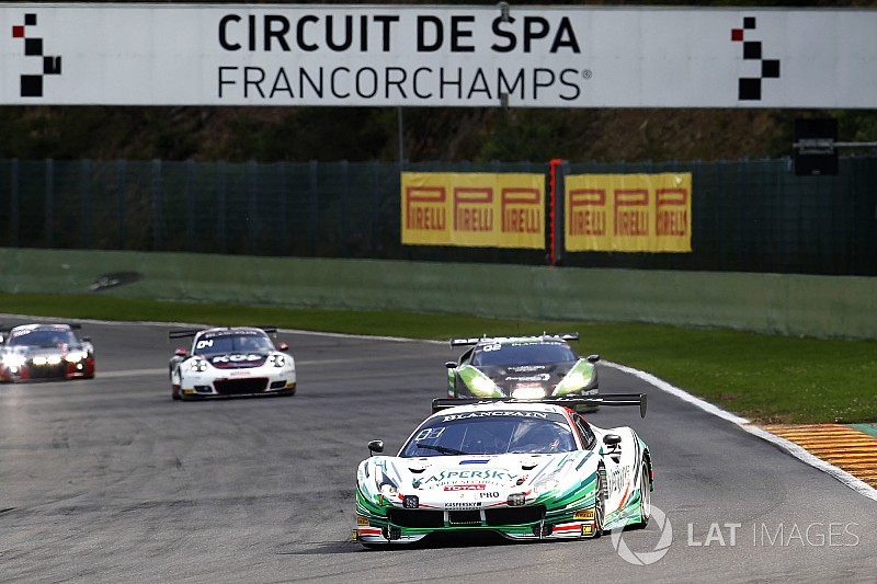 Spa 24 Hours: Fisichella Ferrari leads after six hours