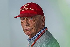 Nach F1-Rempler gegen Hamilton: Lauda fordert Entschuldigung von Vettel