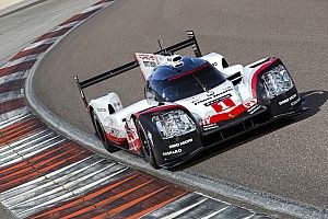 GALERIA: Porsche e Toyota revelam carros para LMP1 em 2017