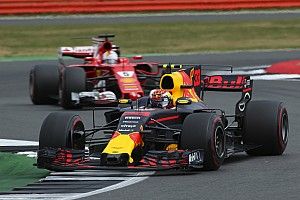 Red Bull traça meta de bater a Ferrari em 2017