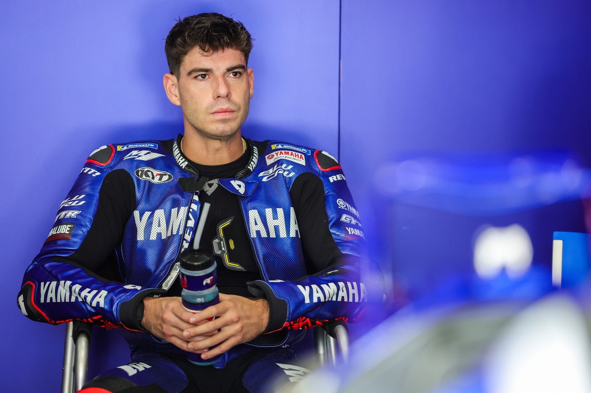 Yamaha’s V4 'still a long way off' says test rider Augusto Fernandez