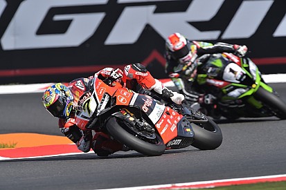 Chaz Davies aux avant-postes, Giugliano en meilleure forme