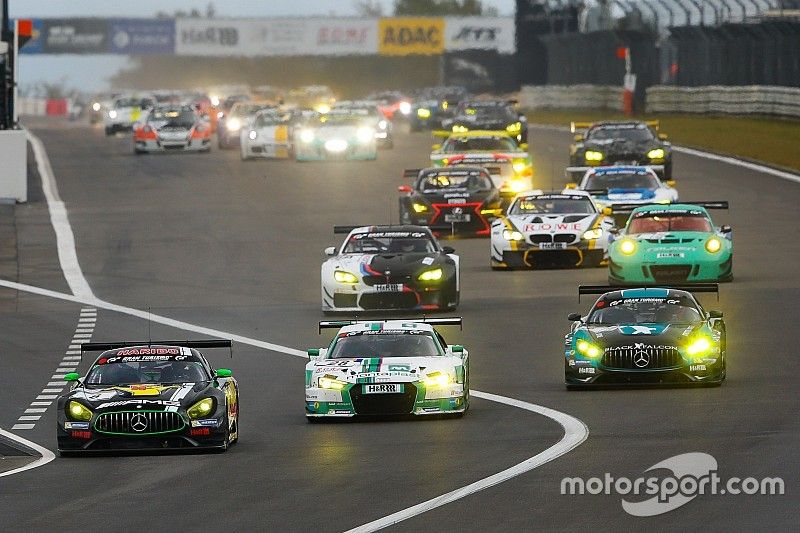VLN-Saisonfinale auf der Nordschleife mit knapp 140 Fahrzeugen